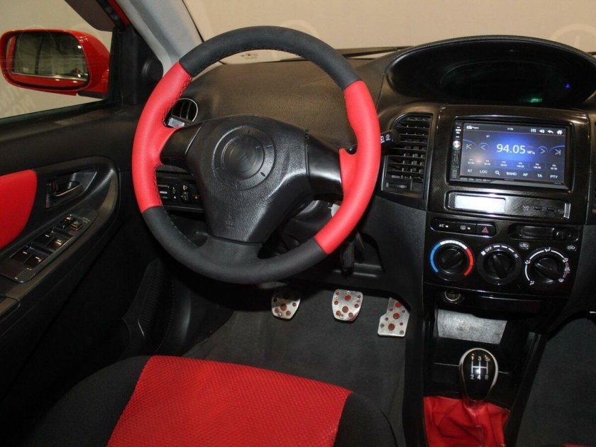 Geely MK Cross 2014 салон