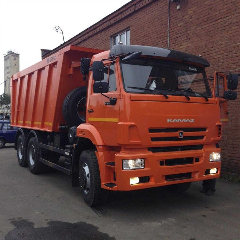 КАМАЗ 65115 самосвал 20 кубов