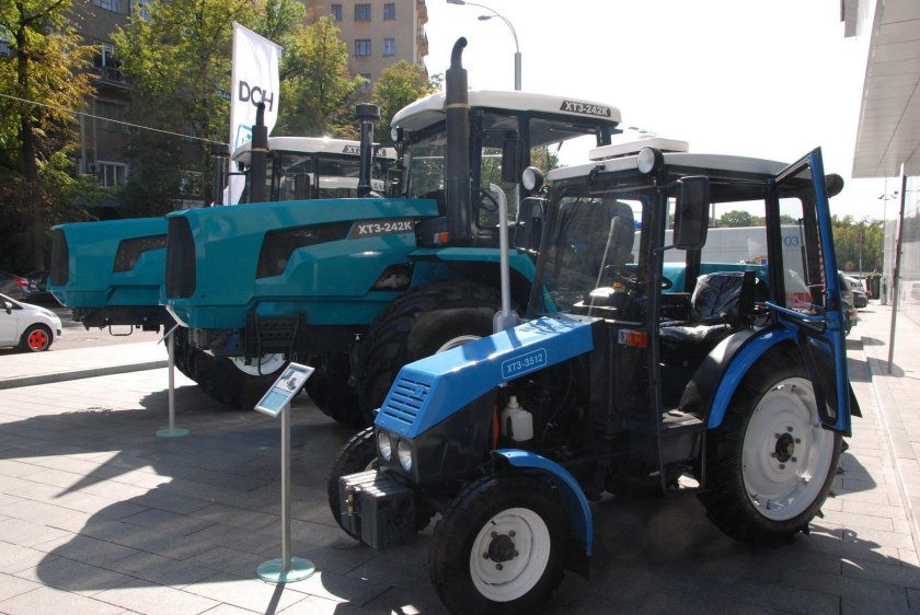 Трактор ХТЗ 3130