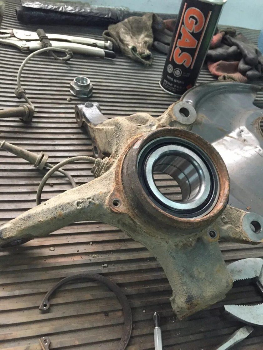 Кулак Хонда Цивик 4д 2009