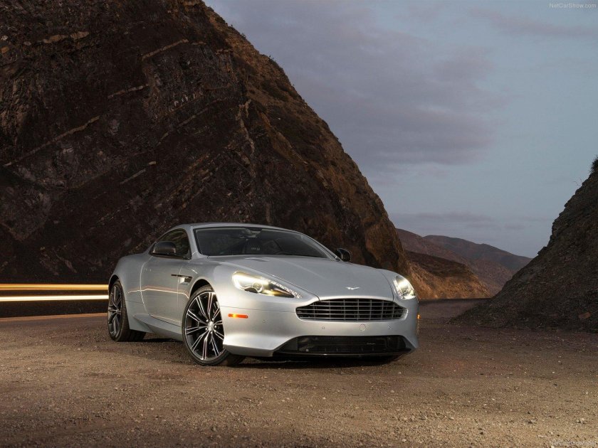 Aston Martin db9 2012