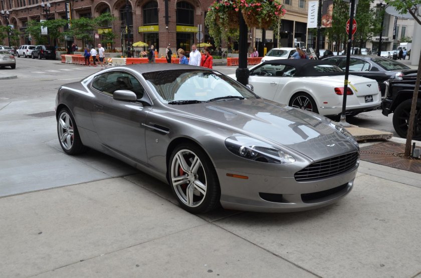 Aston Martin db9 2006