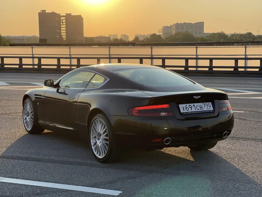 Астон Мартин дб9 Джеймс Бонд