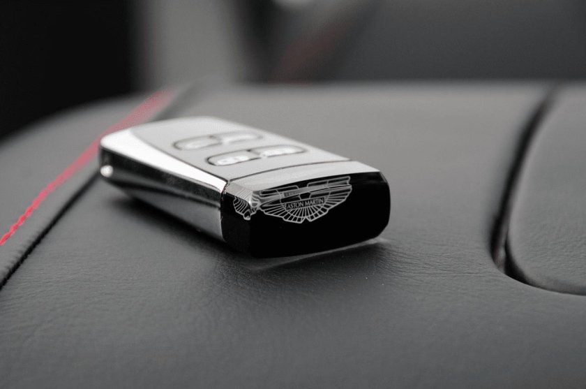 Ключ от Астон Мартин