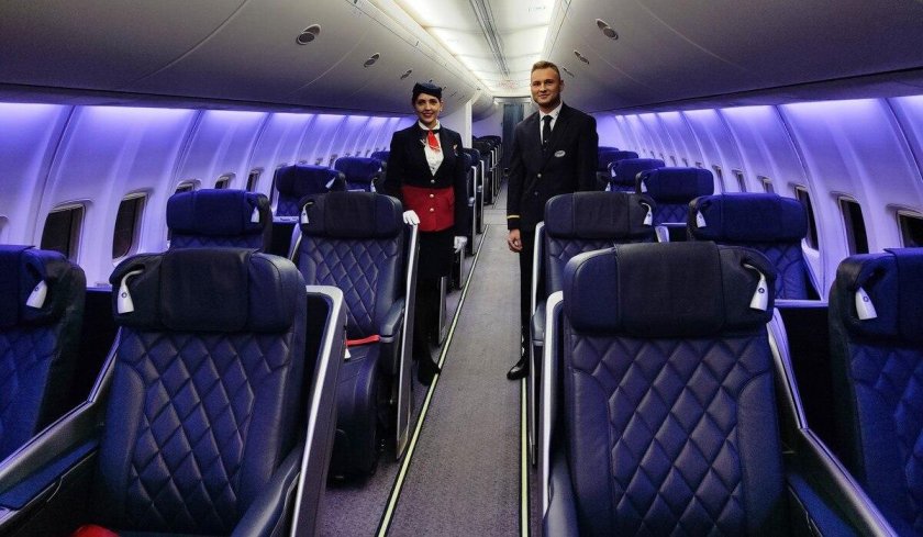 Азур Эйр lujo Black Jet