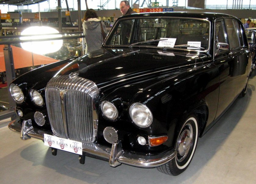 Daimler Benz автомобиль