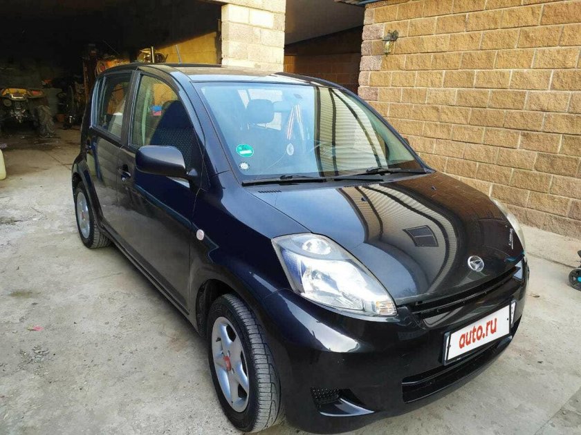 Дайхатсу Сирион 1.3 2008