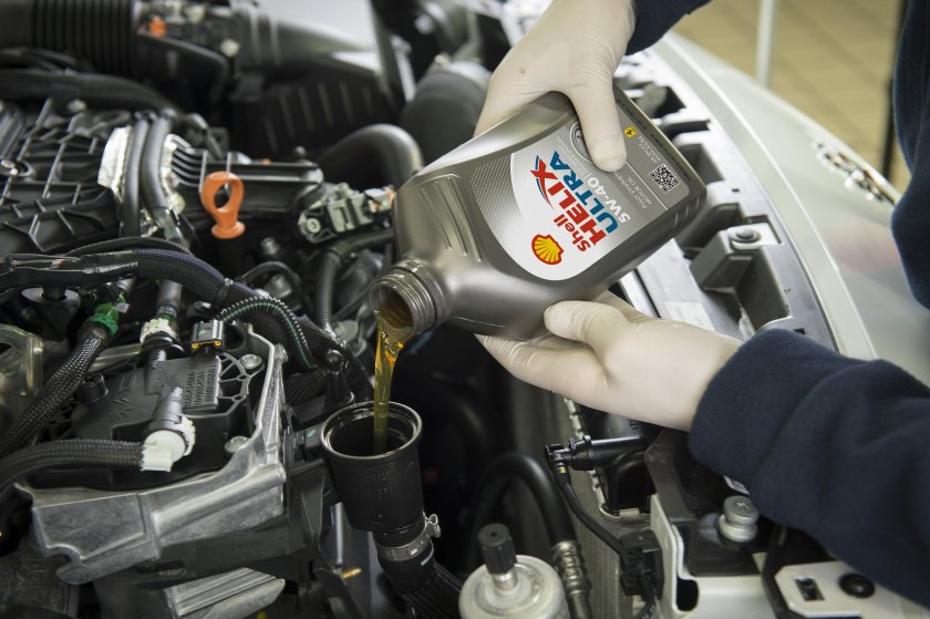 Масло в двигатель