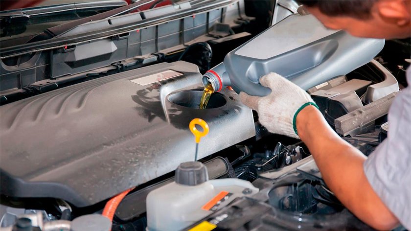 Замена масла в автомобиле
