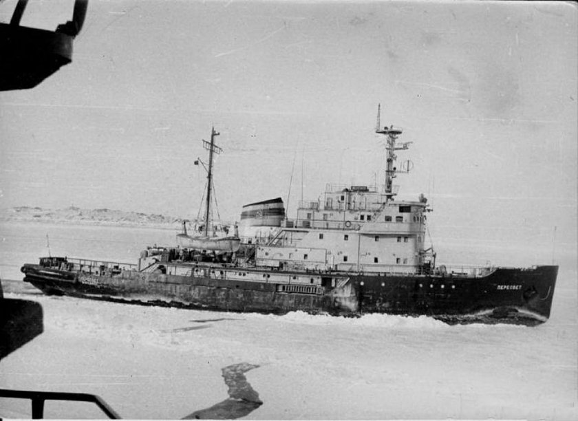 Ледокол Пересвет Рейнеке