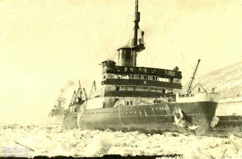 Ледокол Седов Иосиф Сталин