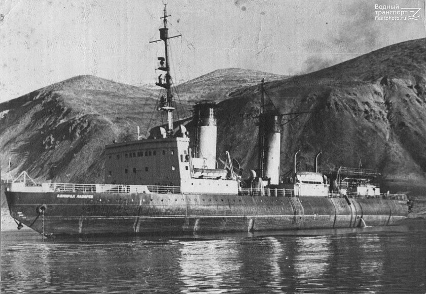 Ледокол Адмирал Лазарев
