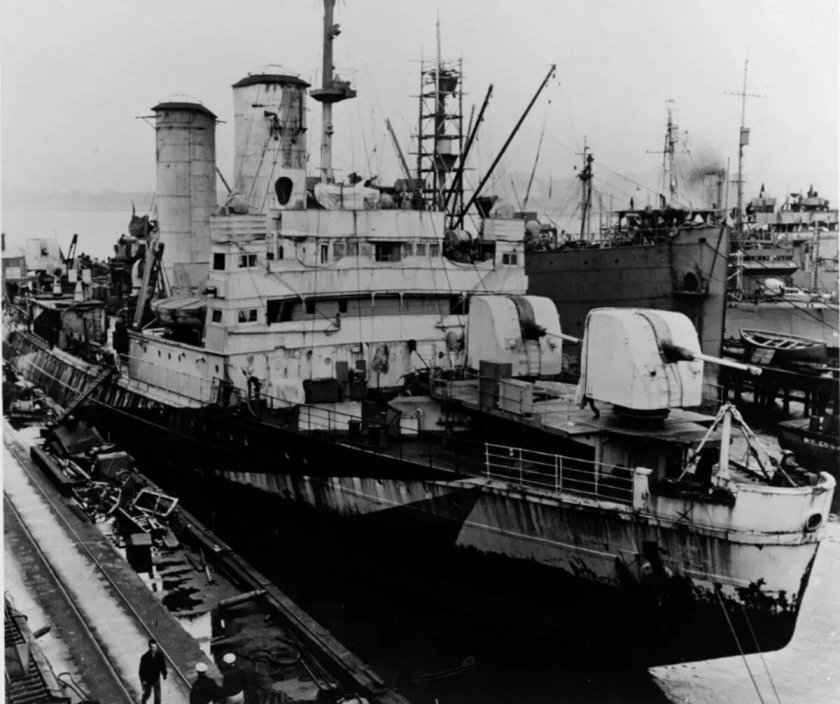 Линейный ледокол "Анастас Микоян"