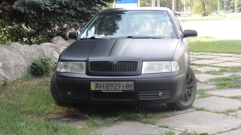 Skoda Octavia Tour чёрная