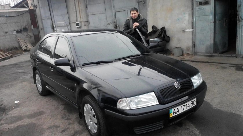 Шкода Октавия а4 черная