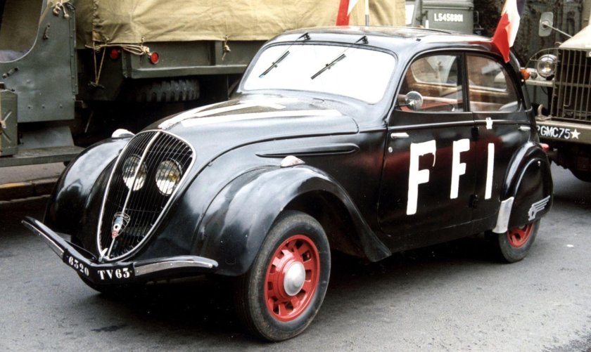 Peugeot 402