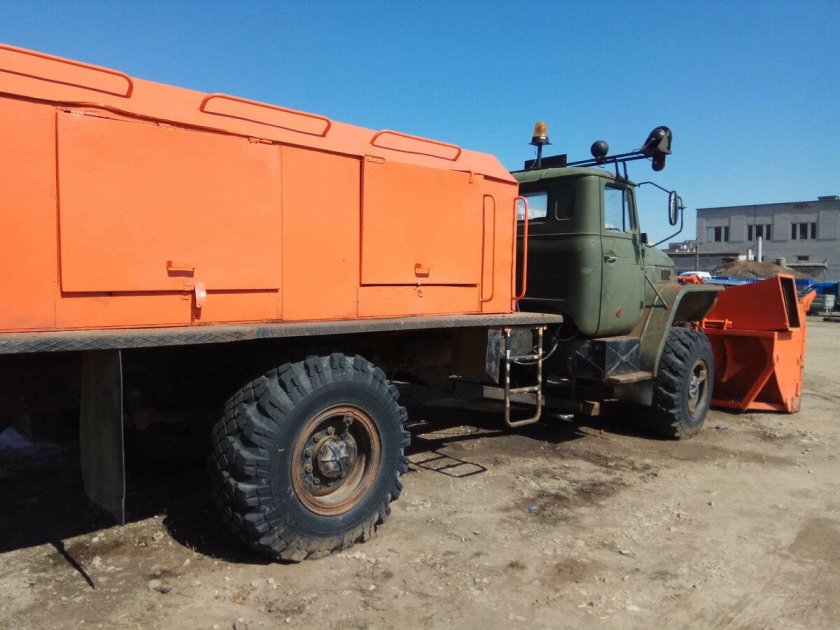 Спецтехнику УРАЛСПЕЦТРАНС