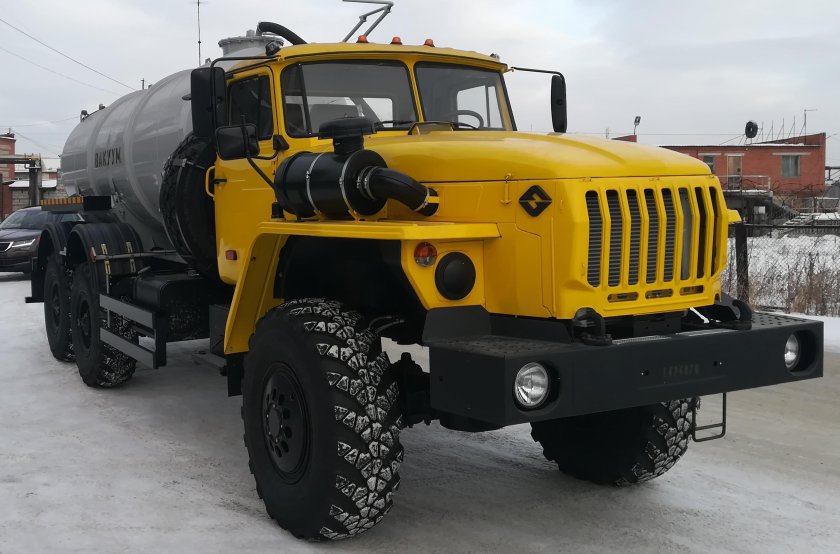 Вакуумная машина МВ-10