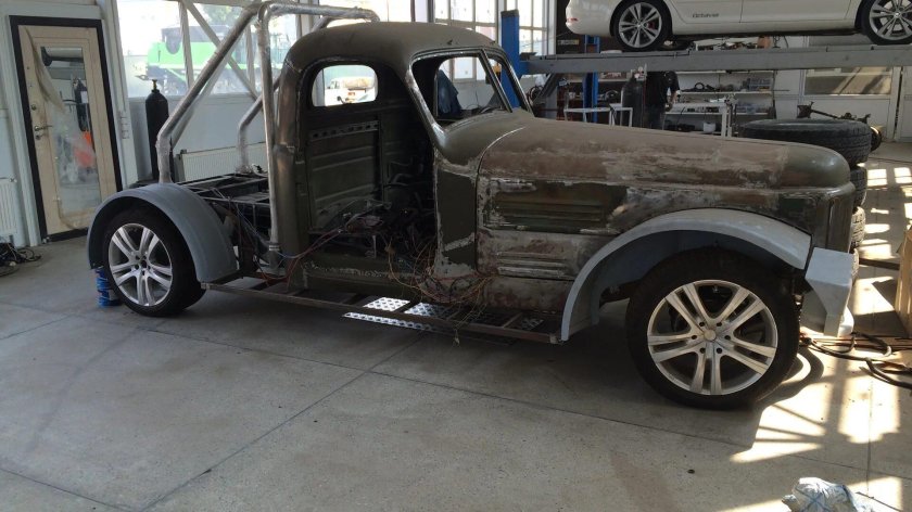 ЗИЛ 157 Mad Cabin