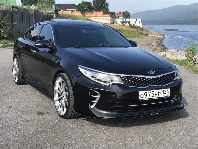 Kia Optima 2017 черная