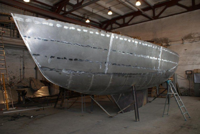 Корпус яхты из алюминия