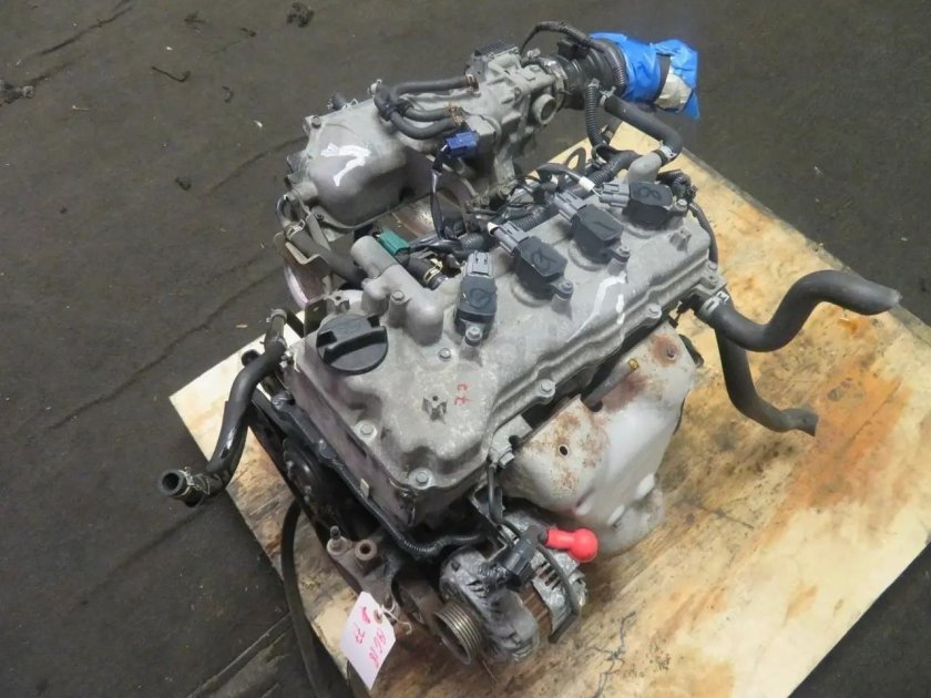 Двигатель Ниссан 1.8