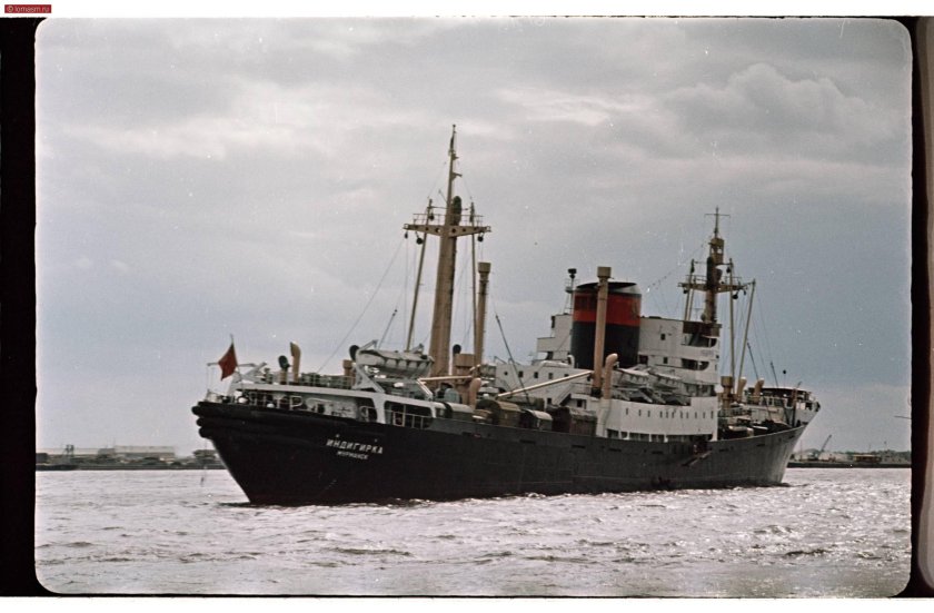 Дизель электроход Индигирка