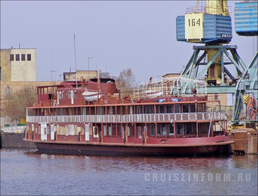 Теплоход князь Воронцов