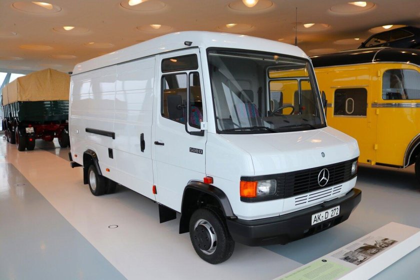 Мерседес Бенц 508д