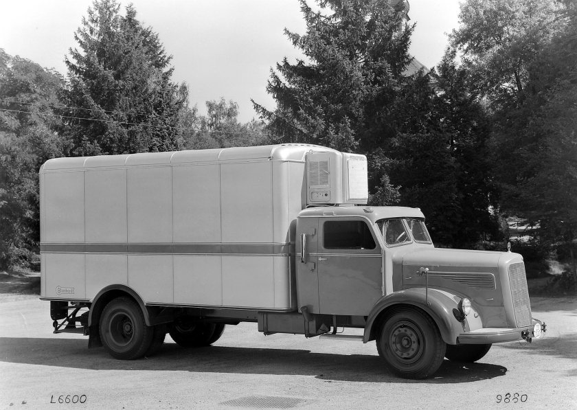 Мерседес-Бенц l6600