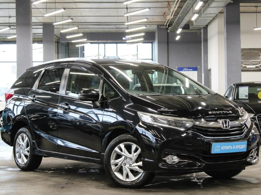 Хонда Шатл 2017