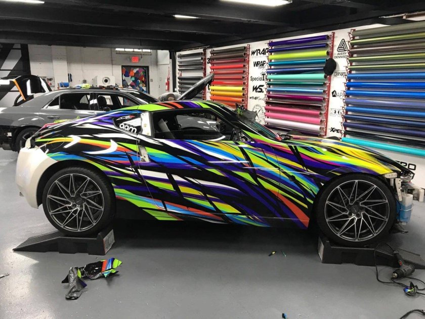 Крутые винилы на авто