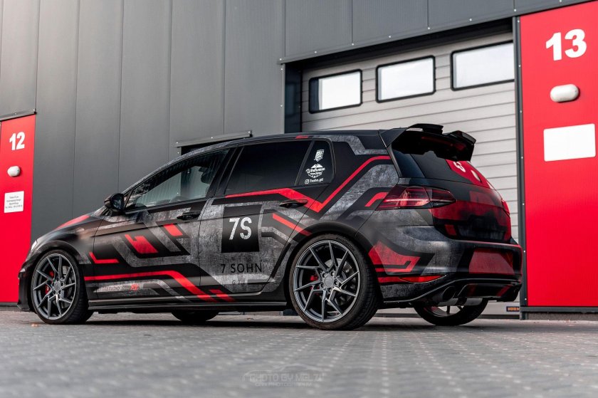 Винил на Golf 7 GTI