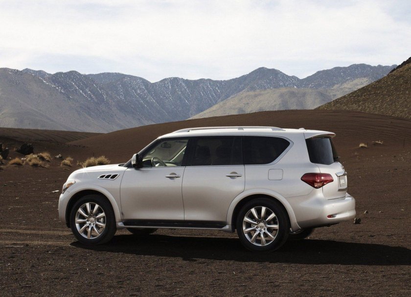 Инфинити q56