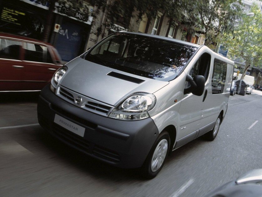 Nissan Primastar van