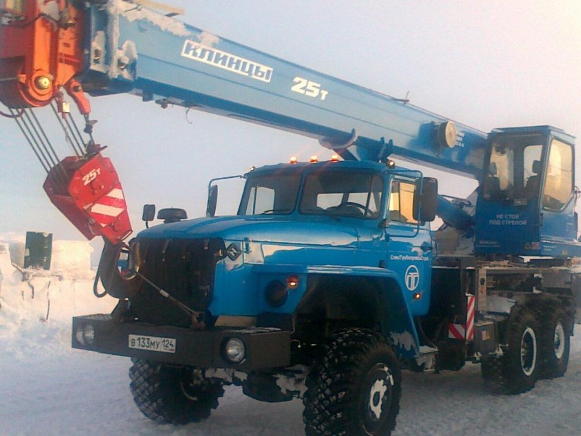 Урал 4320 подъемник