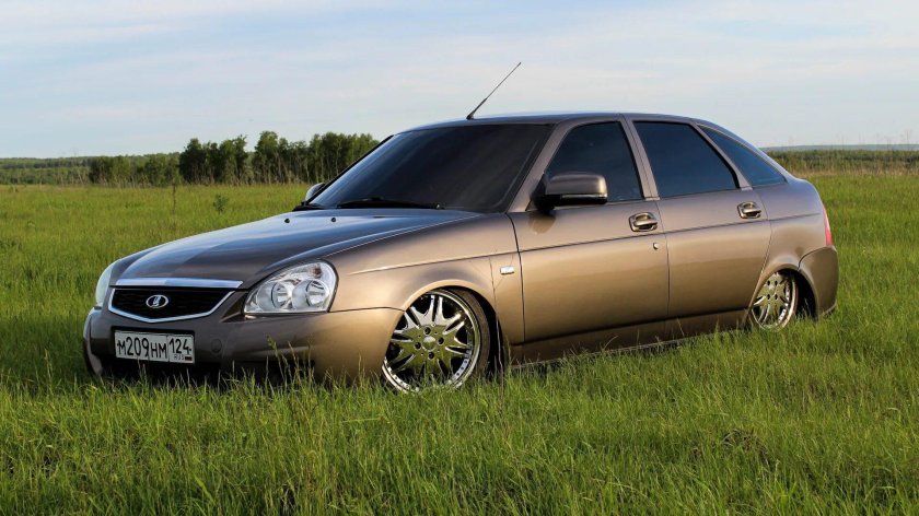 Лада Приора седан кориандр