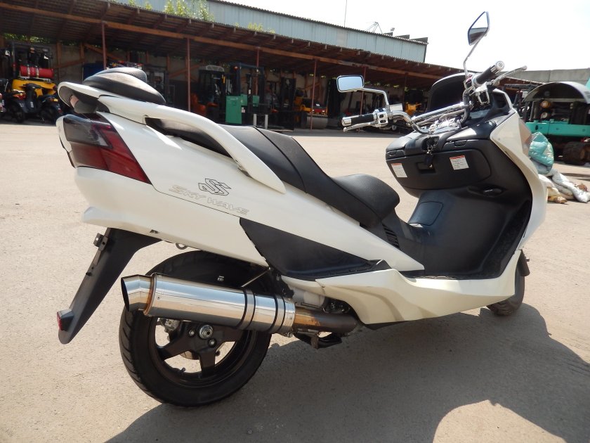 Мотоцикл Сузуки Skywave 250