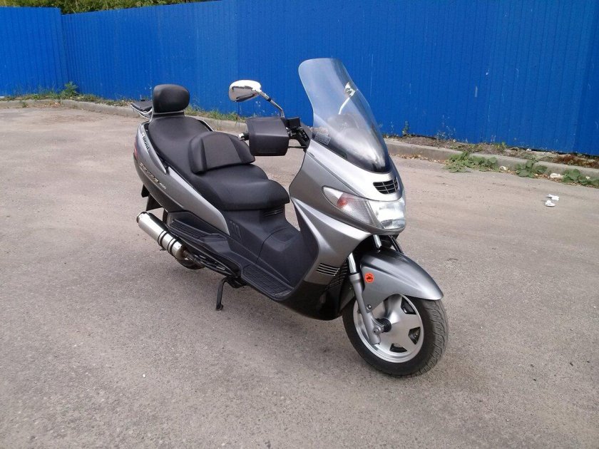 Suzuki Skywave 400 2001