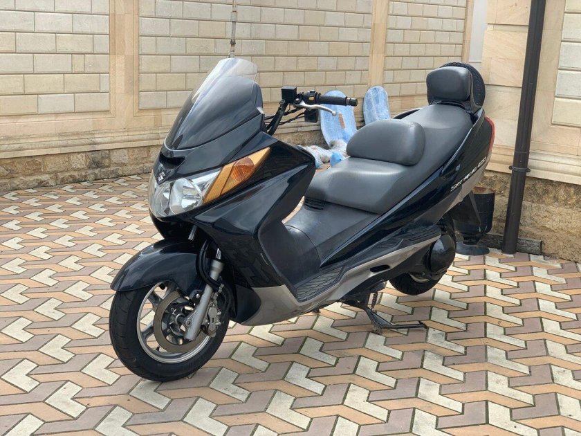 Suzuki Burgman (Skywave) 400