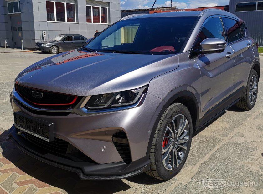Geely Coolray 2020 серый