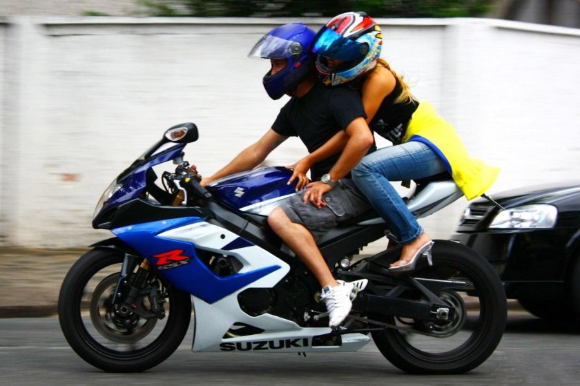 Ямаха р6 с пассажиром