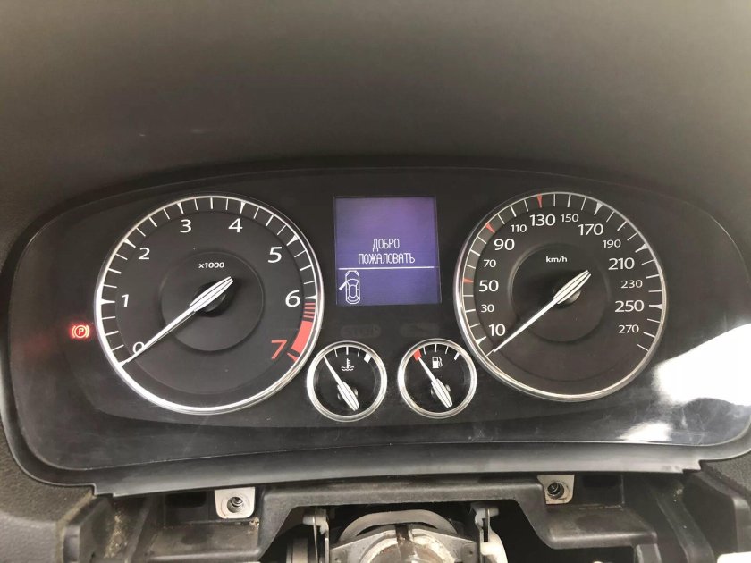 Панель Рено Лагуна 2