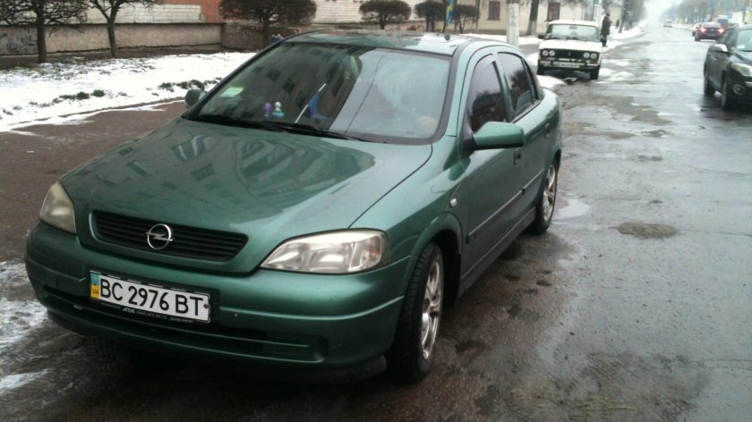 Opel Astra g зелёный
