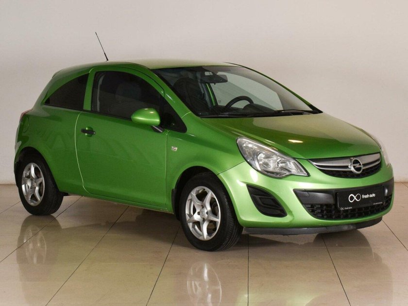 Опель зеленый