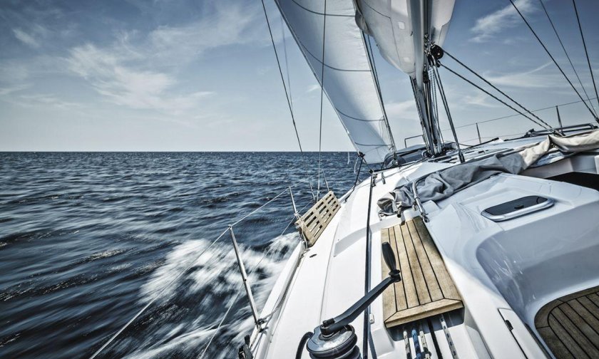 Яхта парусная x95