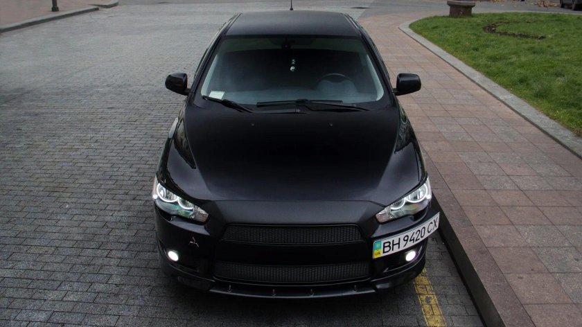 Lancer 10 Black