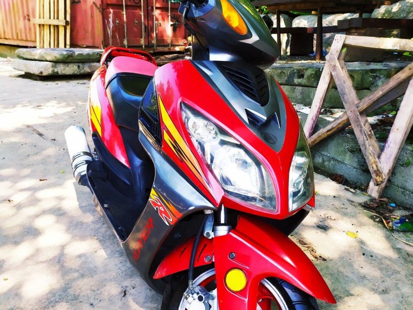 Скутер Eurotex Runner