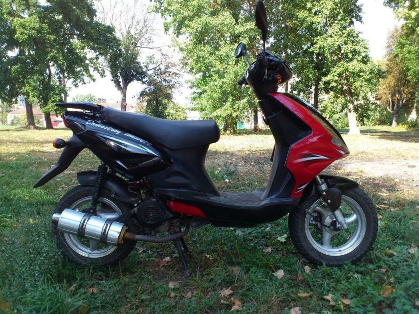 Скутер Евротекс 50 кубов