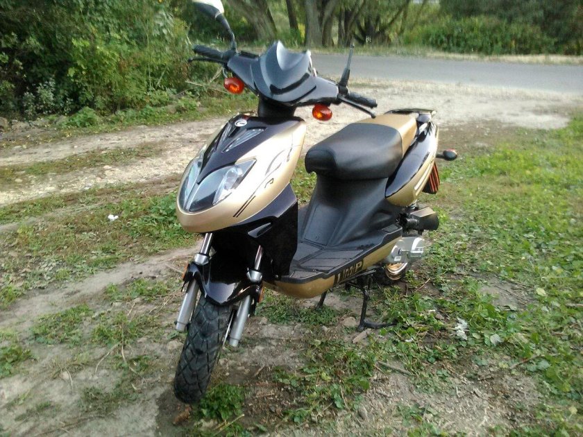 Скутер Евротекс 50 кубов